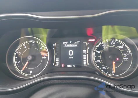 2020 Jeep Cherokee Latitude Plus 4X4 from USA, damaged, VIN 1C4PJMLB7LD584572